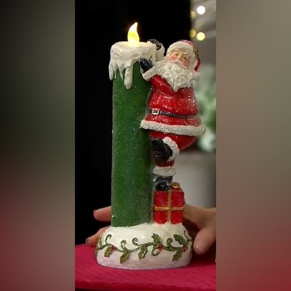 VALERIE PARR HILL Resin Santa Climbing Pillar Candle - Picture 1 of 5